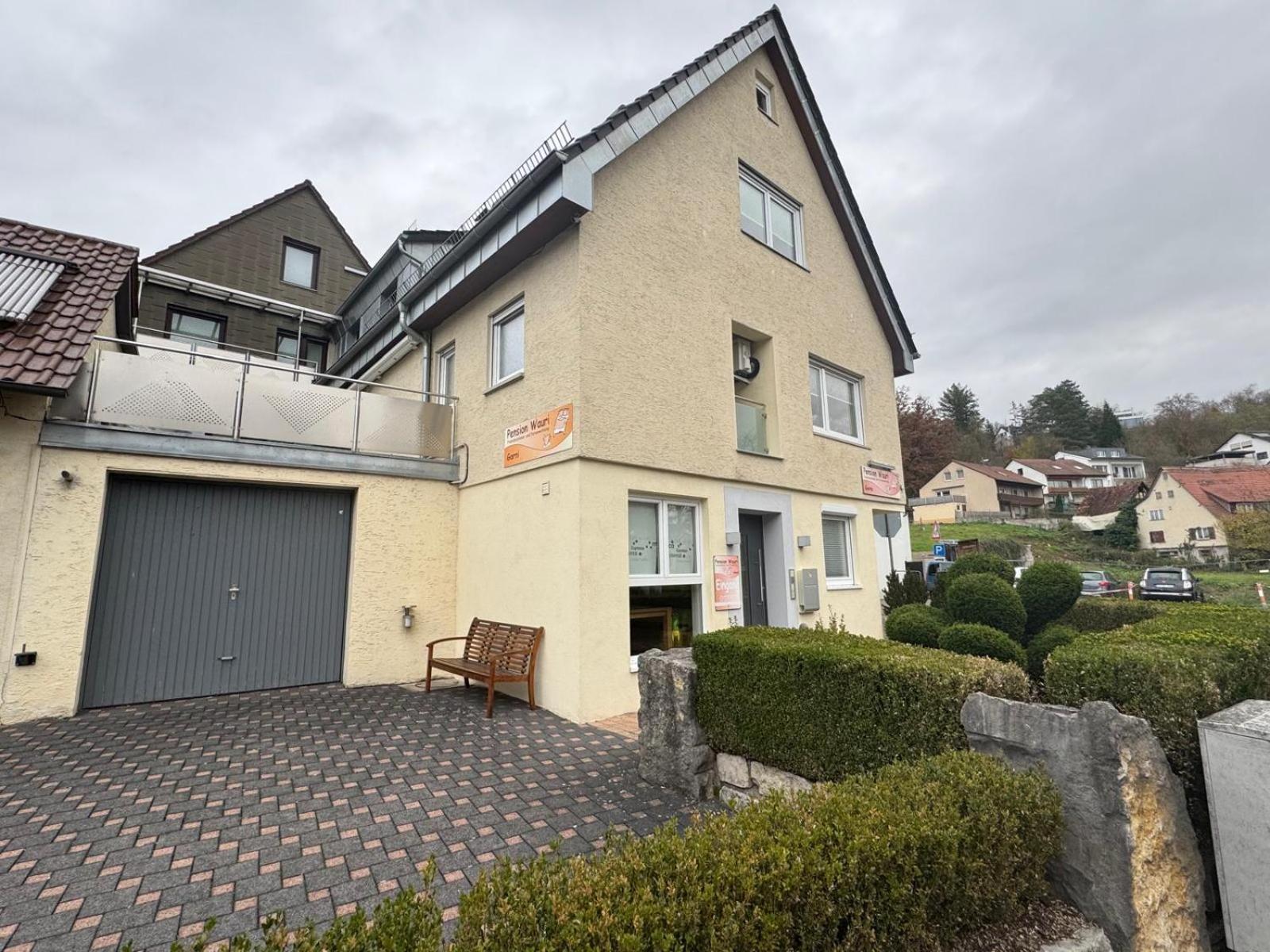 Apartment Wauri , ' Schwäbische Alb ' , Mansarden - Waldenbuch
